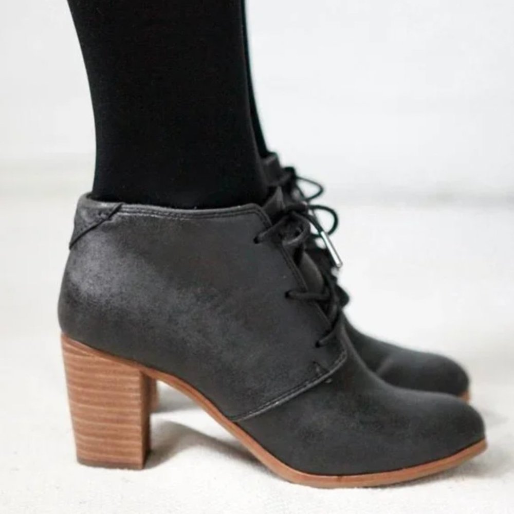 Toms Lunata Lace-Up Ankle Boots 10 Black Metallic